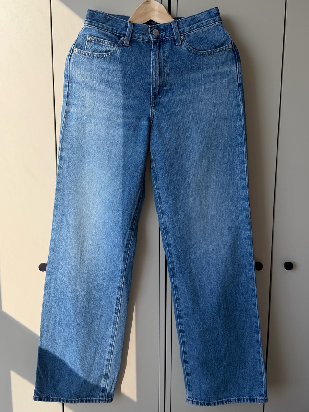 Uniqlo Straight-Leg Blue Denim Jeans